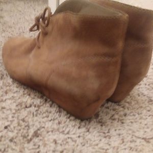 Wedges boots